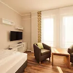 Adapt Apartmanhotel