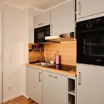Adapt Apartmanhotel 3*