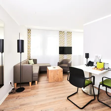 Aparthotel Adapt *