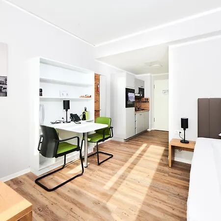 アパートホテル Adapt ジーゲン