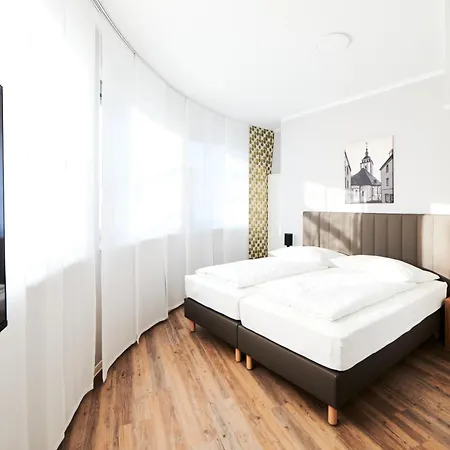 Adapt Aparthotel *