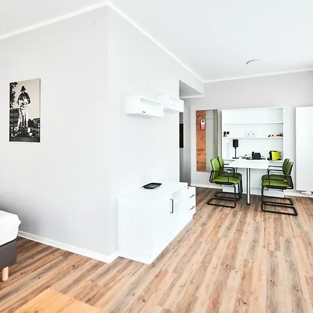 Adapt Aparthotel