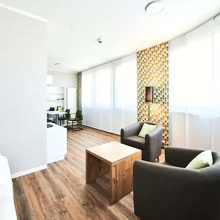 Adapt Apartahotel 3*